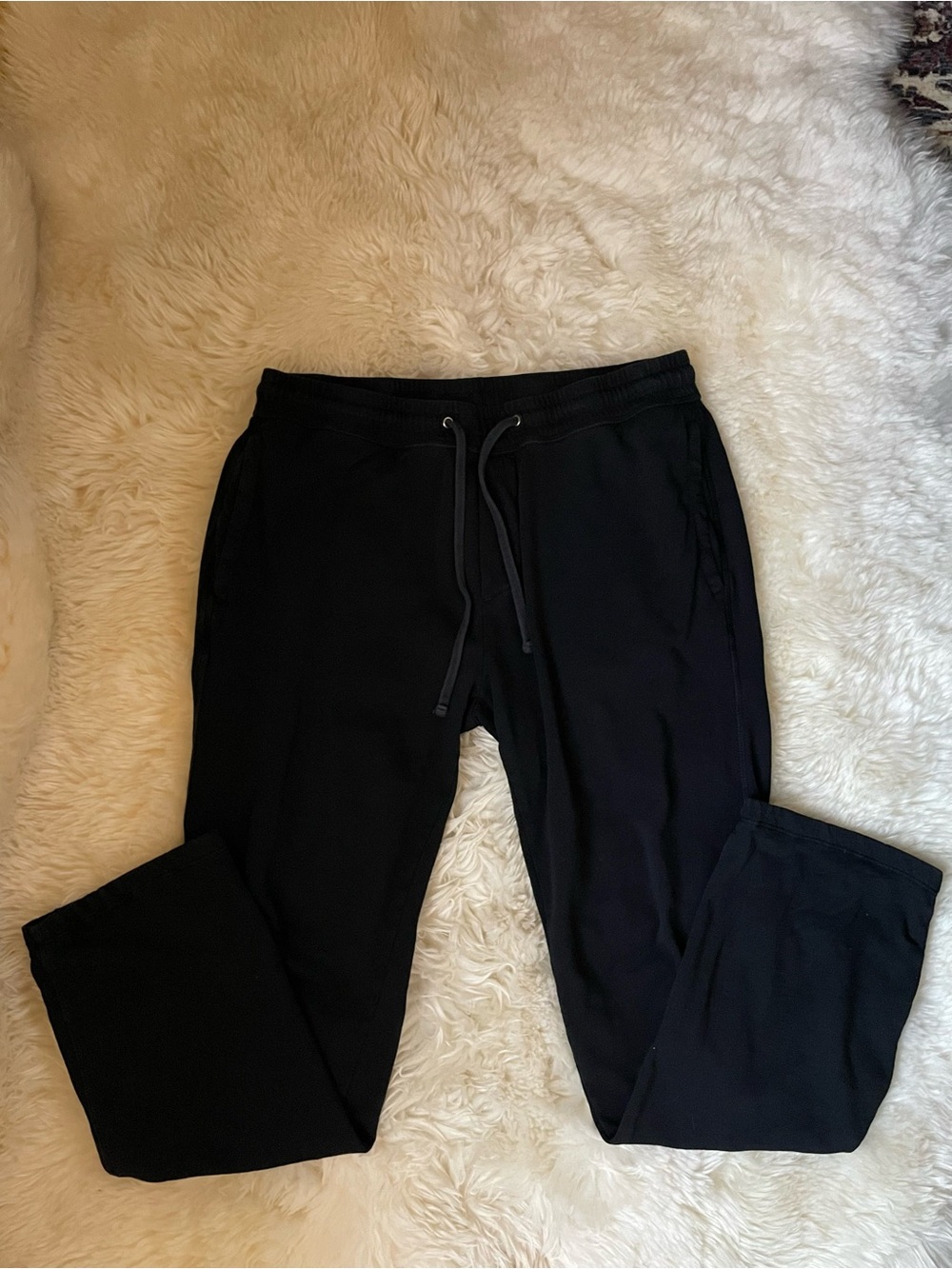 James perse black French terry straight leg men’s sweatpants
